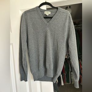 Vintage LL Bean Traditional Sweater V neck Sz: S 100% Lambswool Made in Scotland